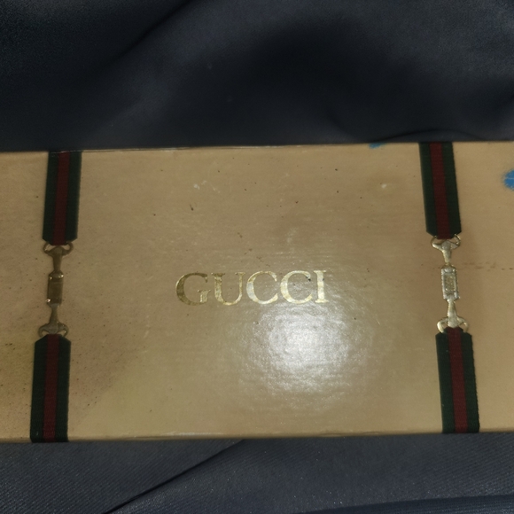 Vintage authentic Gucci keychain and original box - Picture 7 of 11